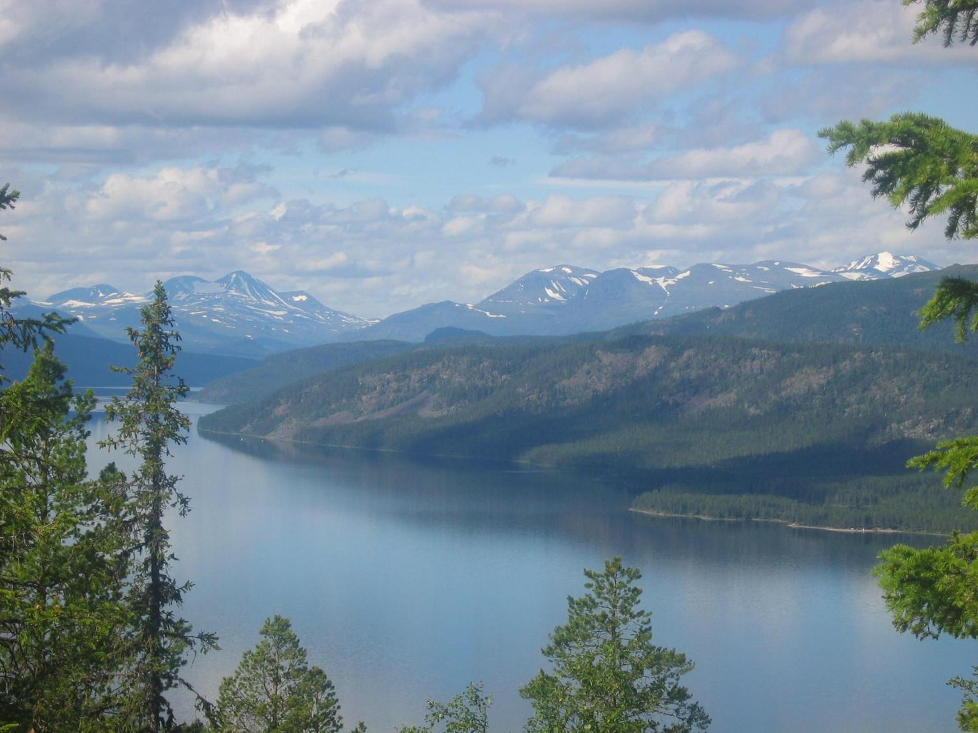 Arrenjarka Mountain Lodge Kvikkjokk Екстериор снимка